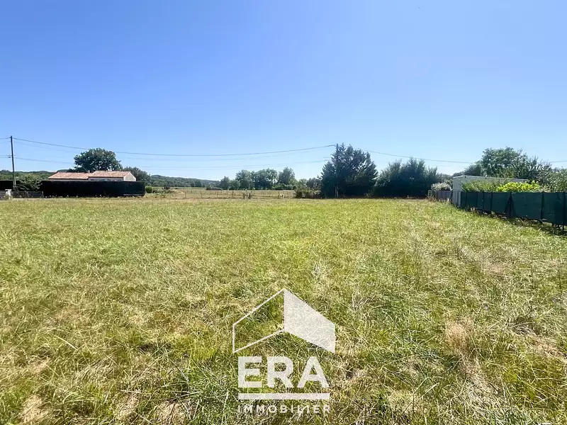 Terrain, 1 040 m²