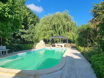 Maison, 320 m²