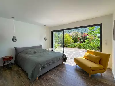 Maison, 168 m²