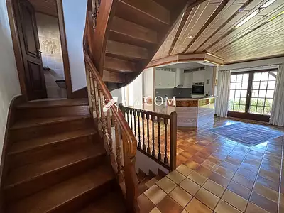 Maison, 169 m²