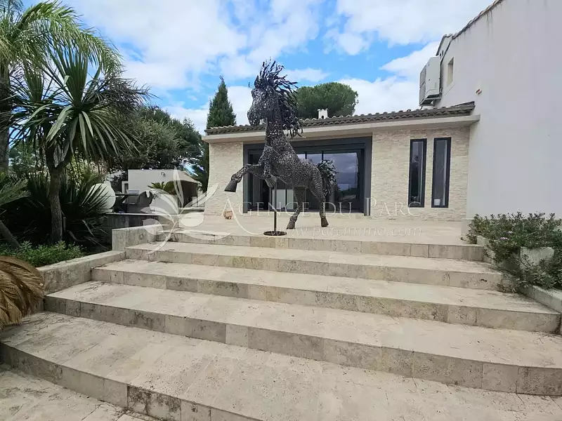 Maison, 200 m²