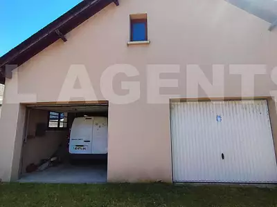 Maison, 210 m²