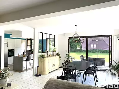Maison, 153 m²