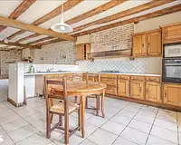 Maison, 245 m²
