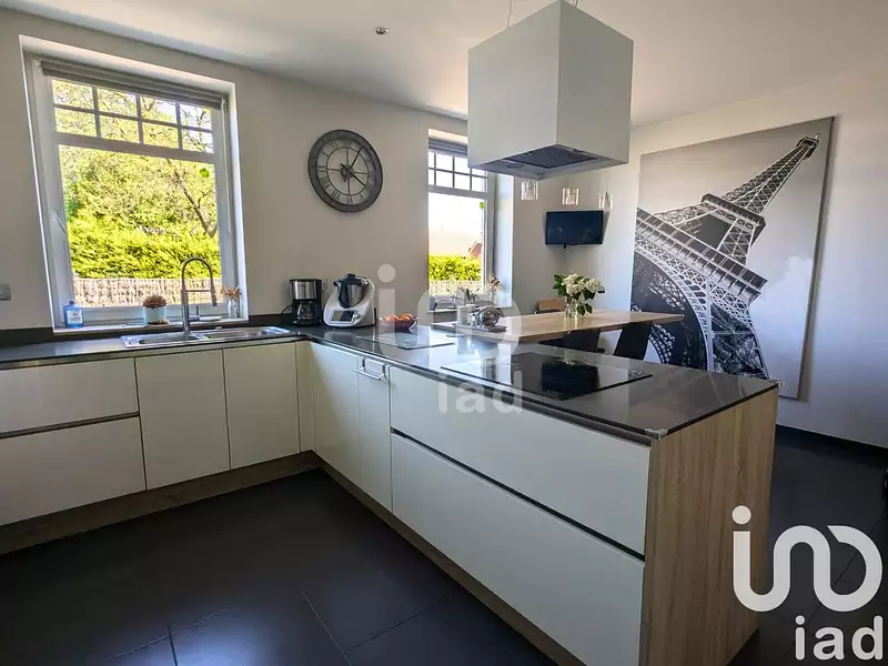 Maison, 195 m²