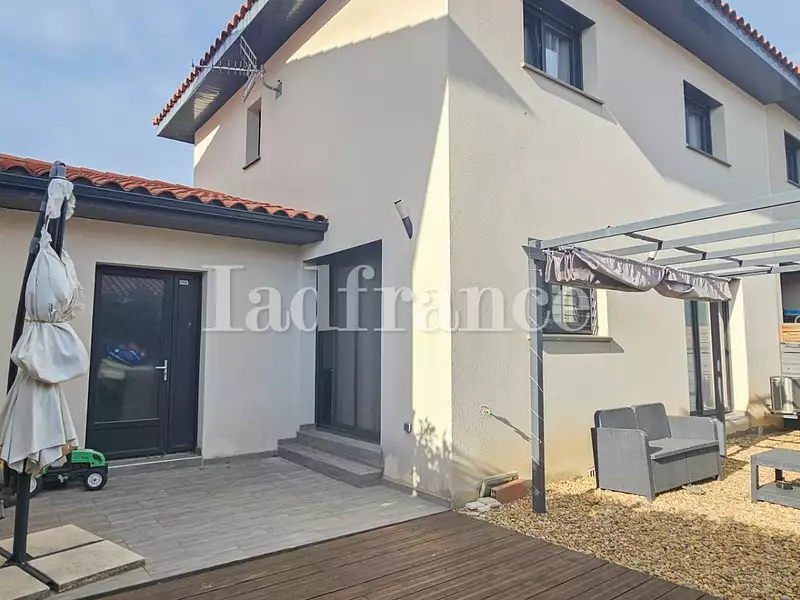 Maison, 92 m²