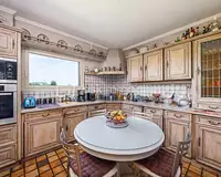Maison, 218 m²