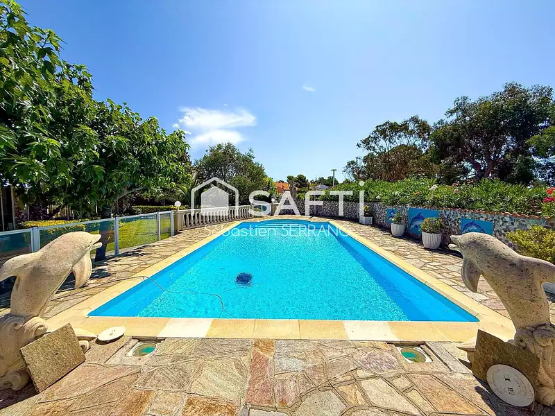 Maison, 158 m²