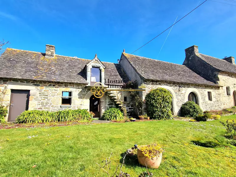 Maison, 240 m²
