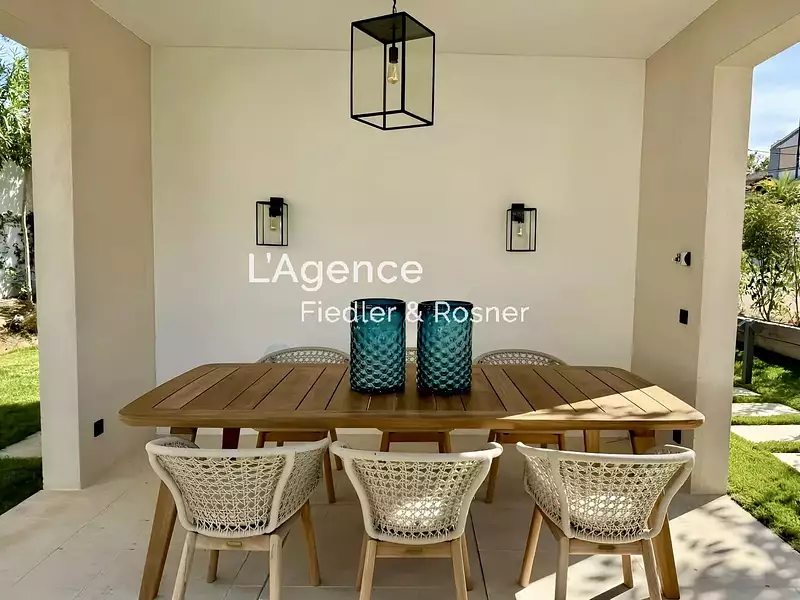 Maison, 265 m²