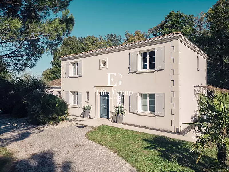 Maison, 160 m²