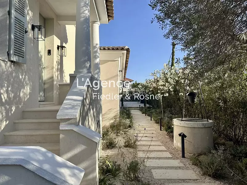 Maison, 265 m²