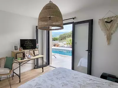 Maison, 156 m²