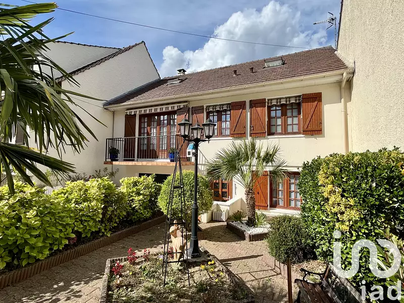 Maison, 155 m²