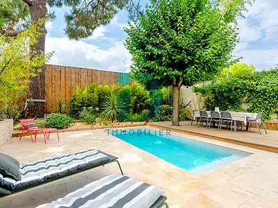 Maison, 230 m²