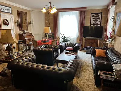 Maison, 242 m²