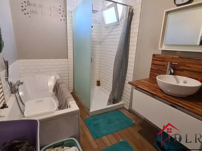 Maison, 92 m²