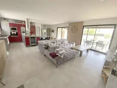 Maison, 110 m²