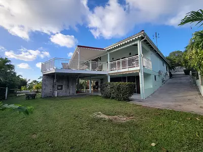 Maison, 176 m²