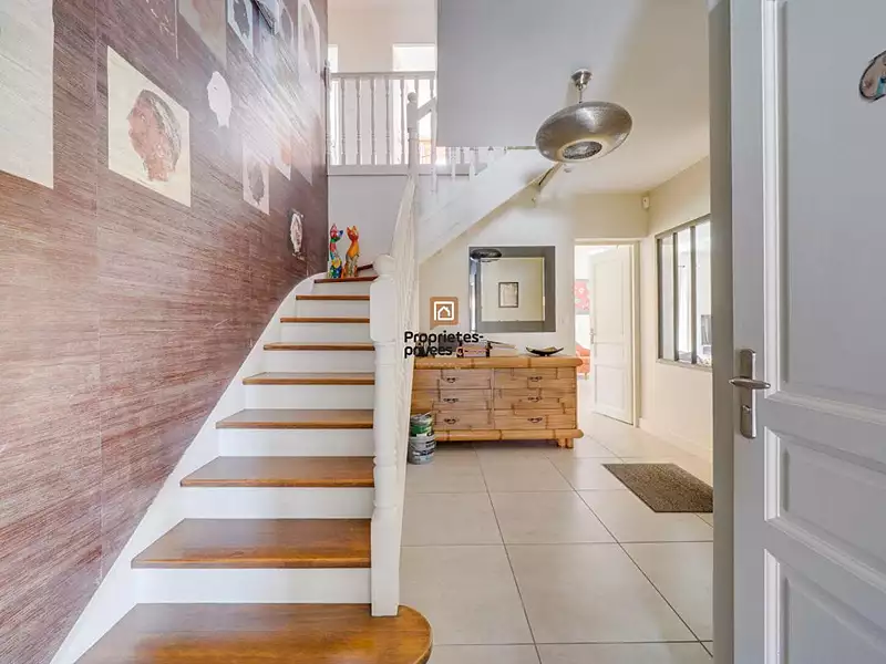 Maison, 181 m²