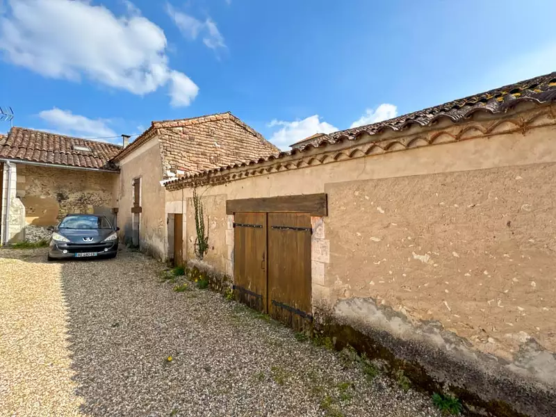 Maison, 216 m²