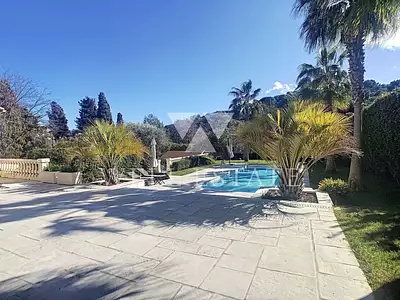 Maison, 350 m²