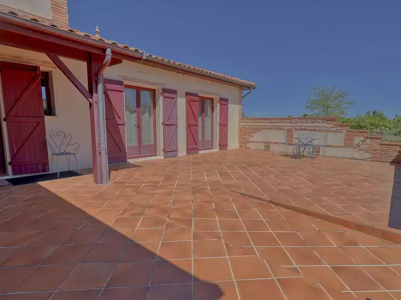 Maison, 254 m²