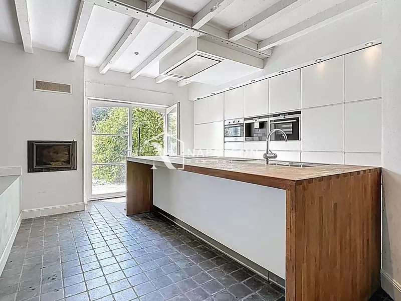 Maison, 350 m²