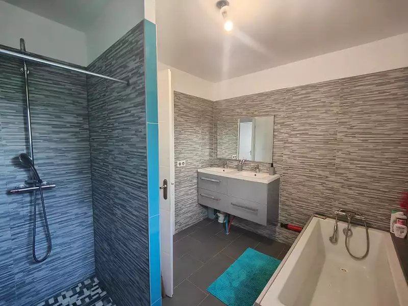 Maison, 160 m²