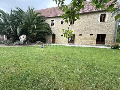 Maison, 326 m²