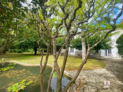 Maison, 390 m²
