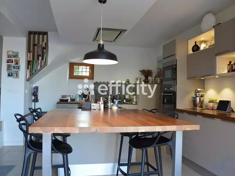 Maison, 119 m²