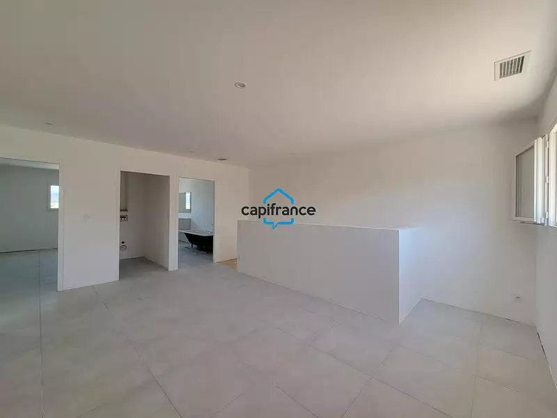 Maison, 157 m²