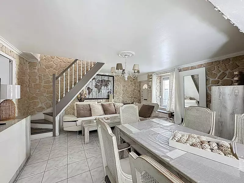 Maison, 190 m²