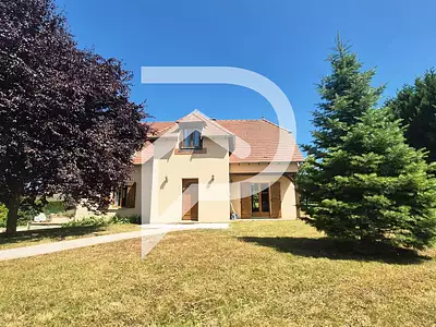 Maison, 153 m²