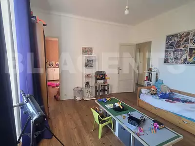 Maison, 260 m²