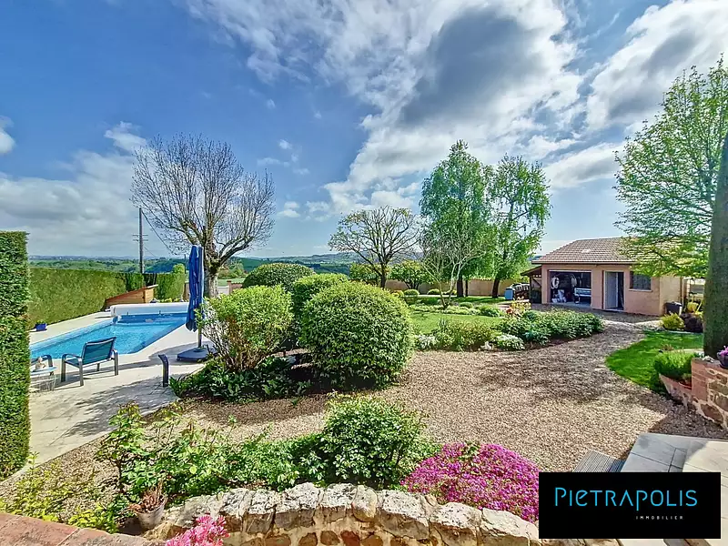 Maison, 241 m²