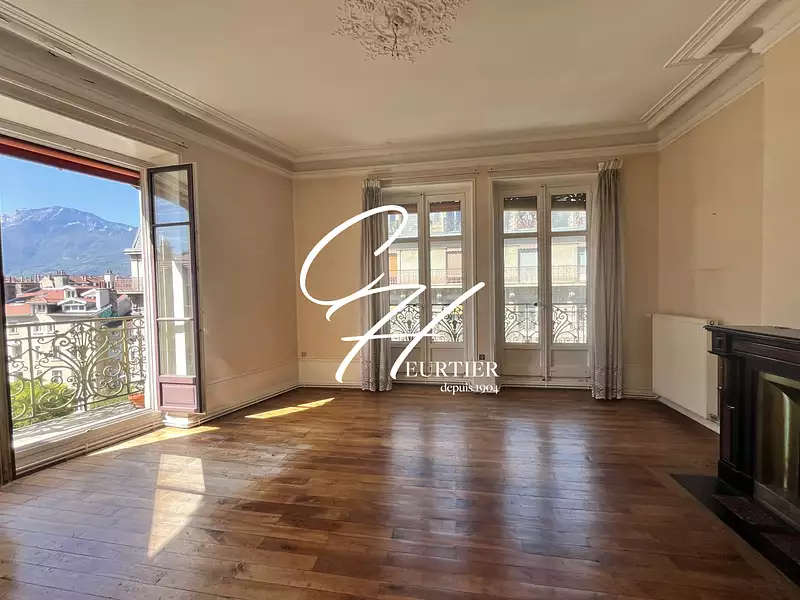 Appartement, 141,9 m²