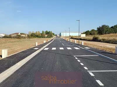 Terrain, 220 m²