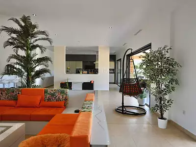 Maison, 250 m²