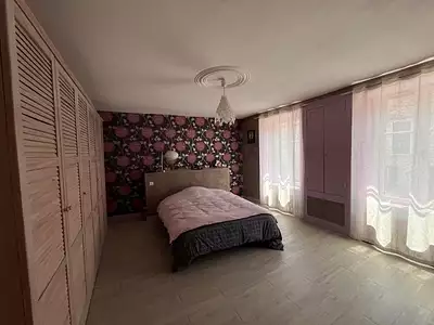 Maison, 167 m²