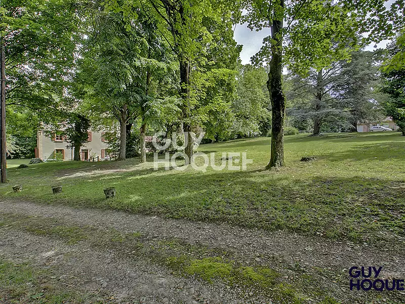 Maison, 303,84 m²