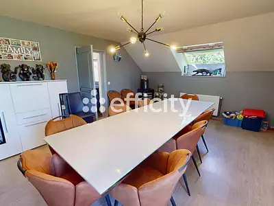 Maison, 210 m²