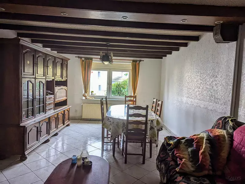 Maison, 176 m²