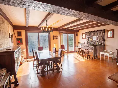 Immeuble, 270 m²
