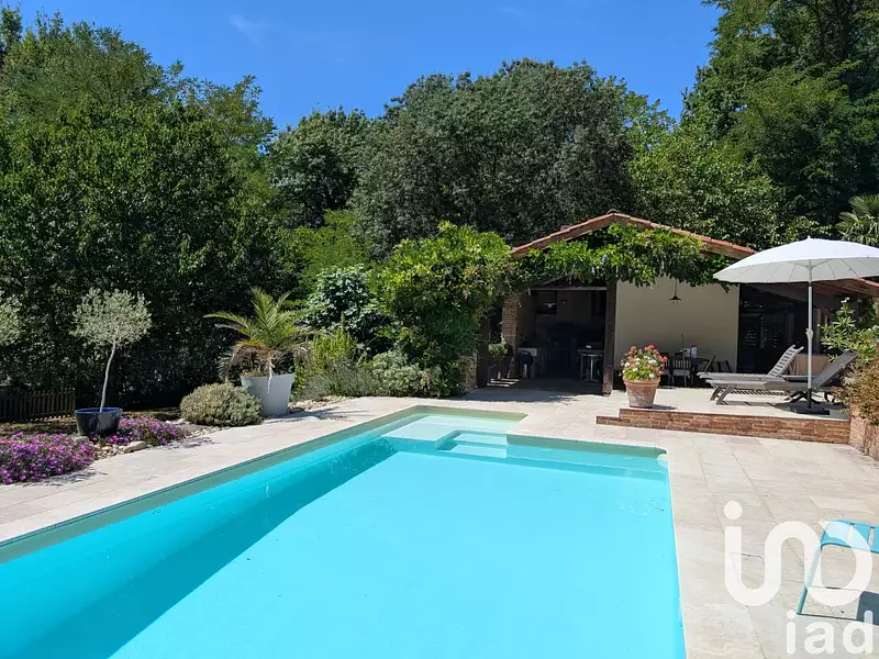 Maison, 350 m²