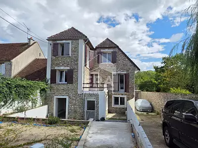Maison, 250 m²