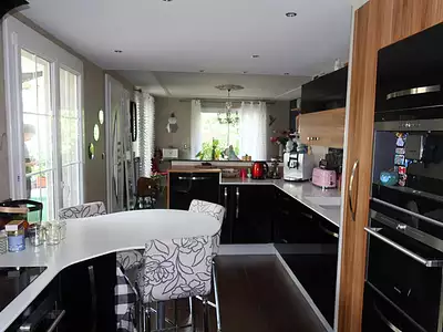 Maison, 180 m²