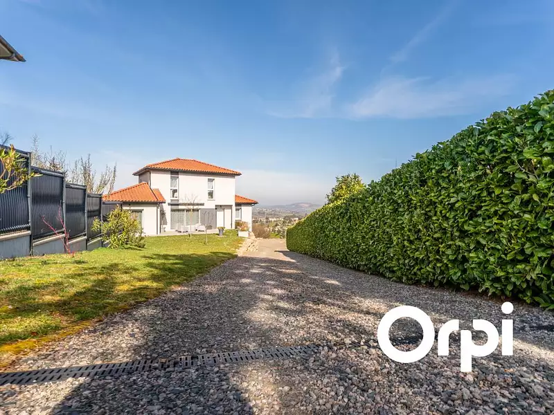 Maison, 132 m²