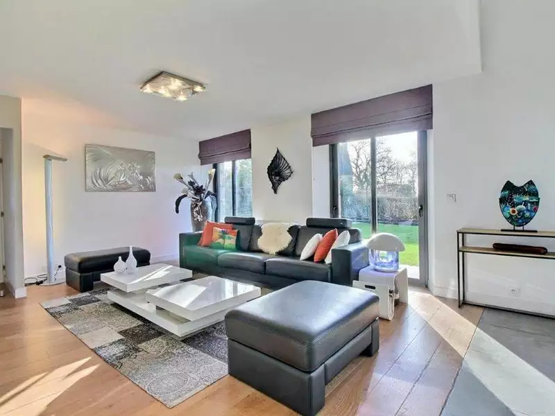 Maison, 180 m²